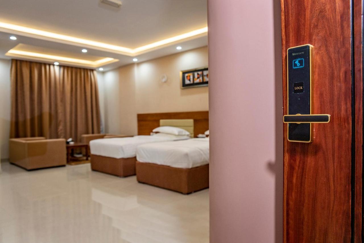 Red-5 - Al Safa Suites Salalah Ngoại thất bức ảnh