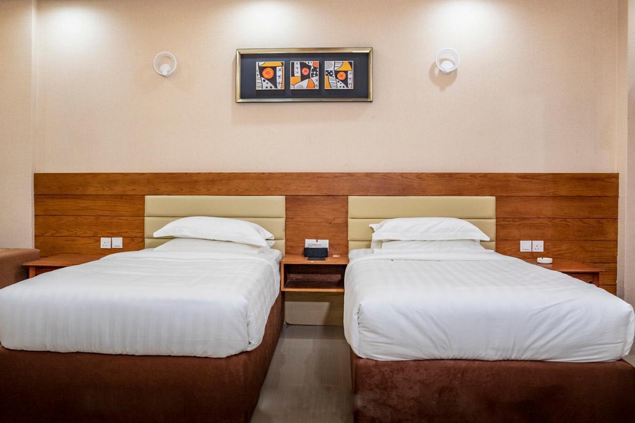 Red-5 - Al Safa Suites Salalah Ngoại thất bức ảnh