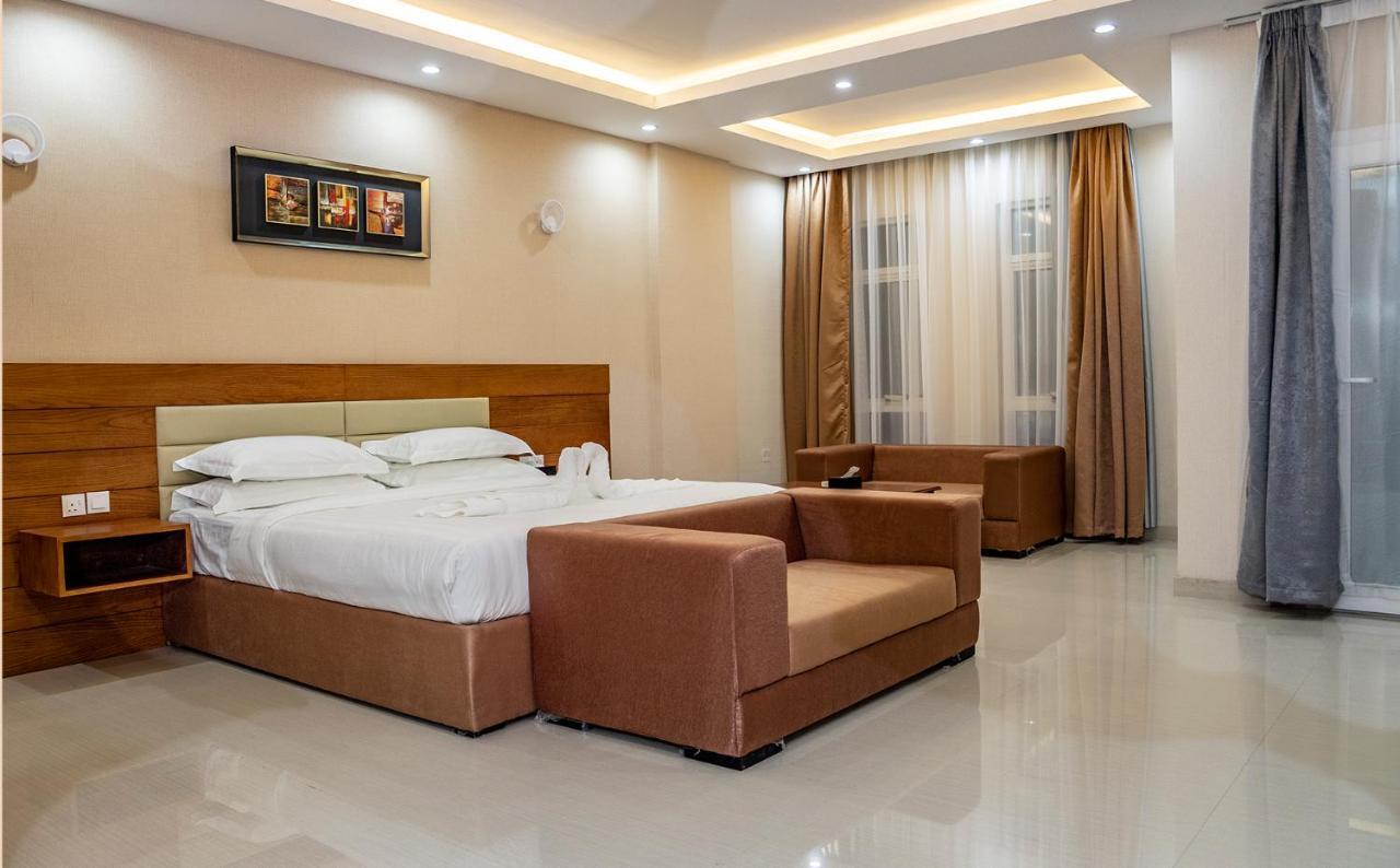Red-5 - Al Safa Suites Salalah Ngoại thất bức ảnh